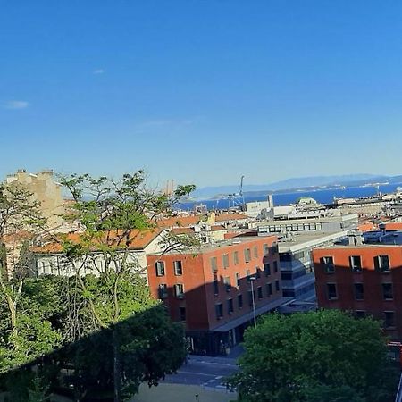 Apartment Pomerio リエカ エクステリア 写真