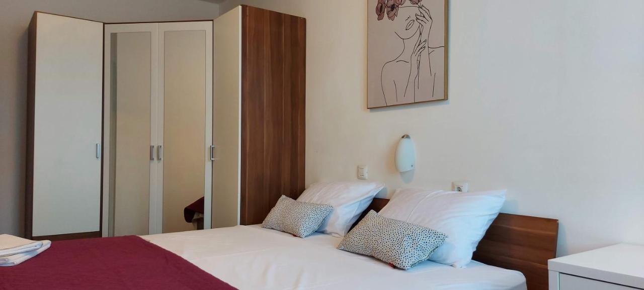 Apartment Pomerio リエカ エクステリア 写真